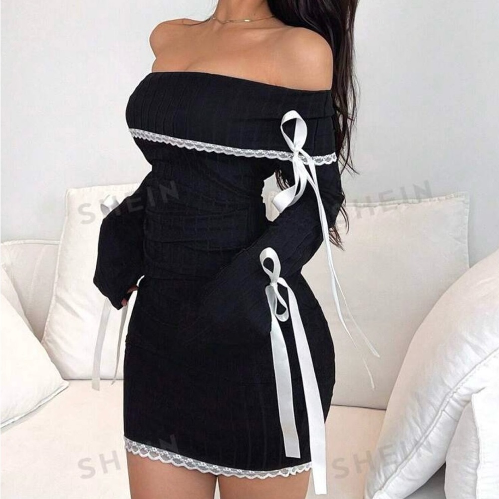 Women’s off shoulder lace dress
